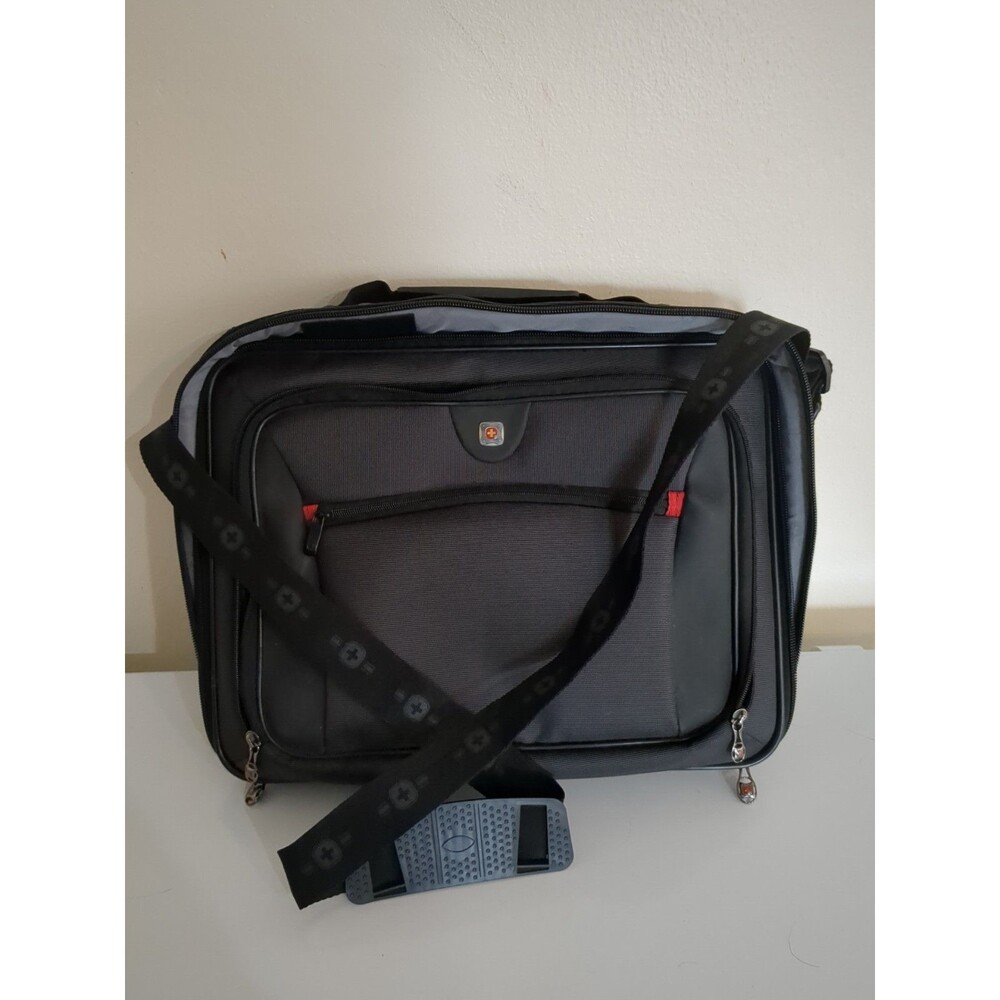 Wenger Vintage Black Laptop Case 16x13 Excellent Condition